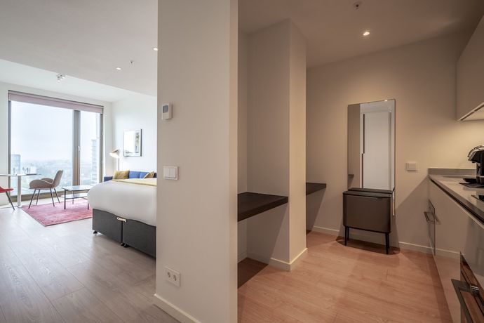 Imagen de la habitación del Aparthotel Premier Suites Plus Amsterdam. Foto 4