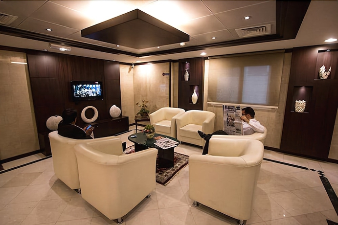 Imagen de los interiores del Aparthotel Premiere Hotel Apartments. Foto 11