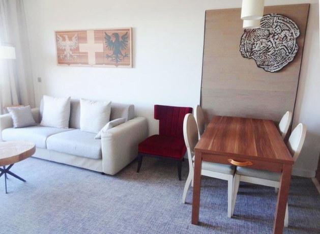Imagen de los interiores del Aparthotel Prestige Odalys Eden. Foto 17