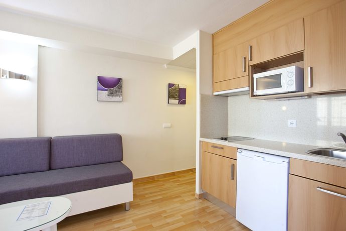Imagen de la habitación del Aparthotel Princesa Playa. Foto 3