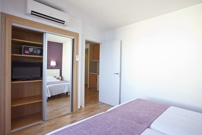 Imagen de la habitación del Aparthotel Princesa Playa. Foto 7