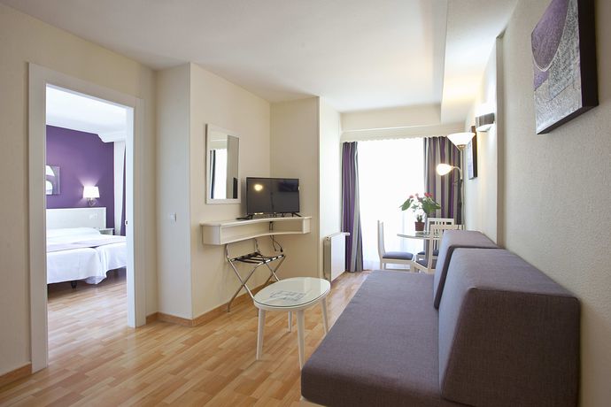 Imagen de la habitación del Aparthotel Princesa Playa. Foto 15