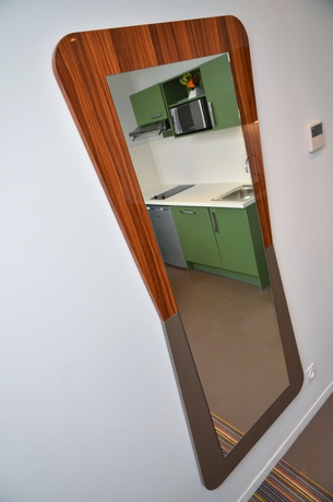 Imagen de la habitación del Aparthotel Privil&egrave;ge Appart Hotel Saint-exup&eacute;ry. Foto 2