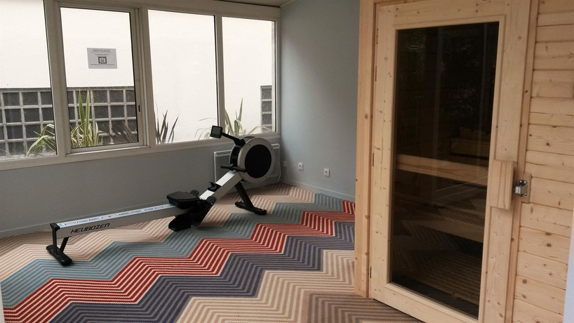 Imagen de los interiores del Aparthotel Privil&egrave;ge Appart Hotel Saint-exup&eacute;ry. Foto 11