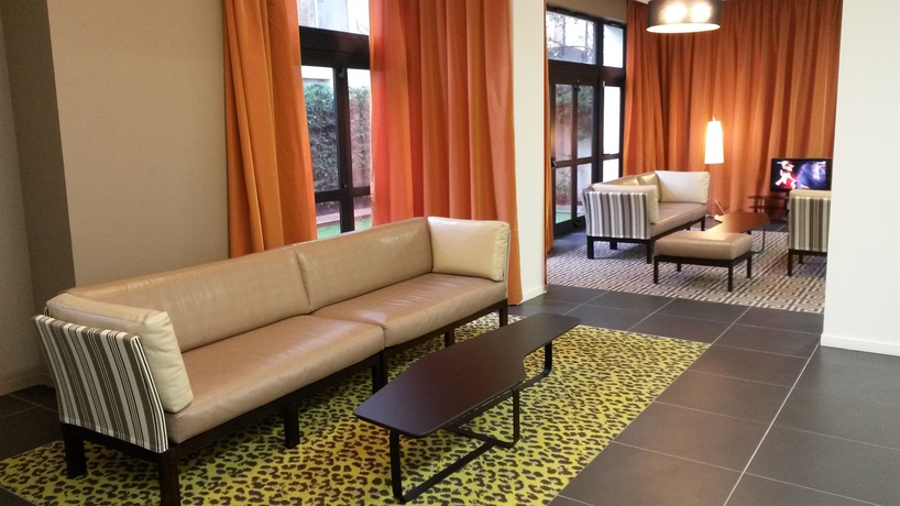 Imagen de los interiores del Aparthotel Privil&egrave;ge Appart Hotel Saint-exup&eacute;ry. Foto 14