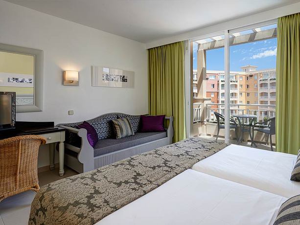 Imagen de la habitación del Aparthotel Protur Badia Park. Foto 3
