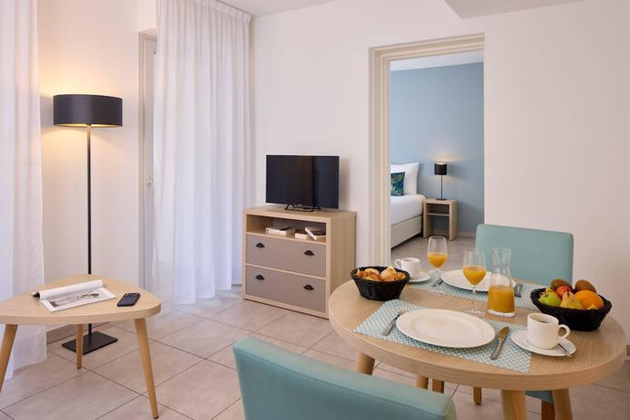 Imagen de la habitación del Aparthotel Quality Marseille Centre Lodi. Foto 7