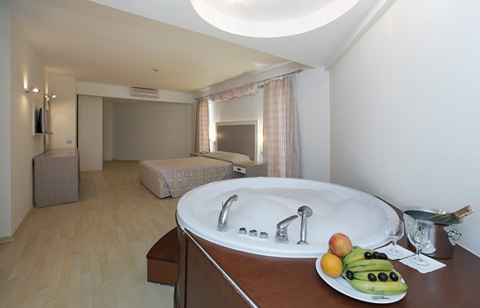 Imagen general del Aparthotel Queen Resort Hotel. Foto 16