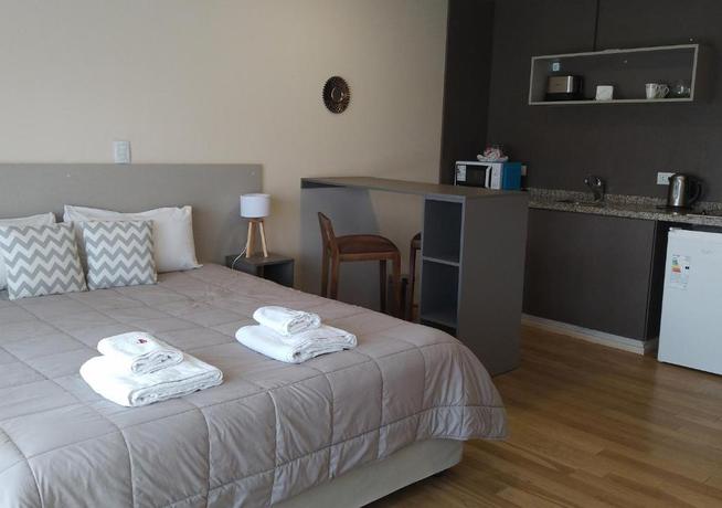 Imagen general del Aparthotel Quijote by DOT Suites. Foto 3