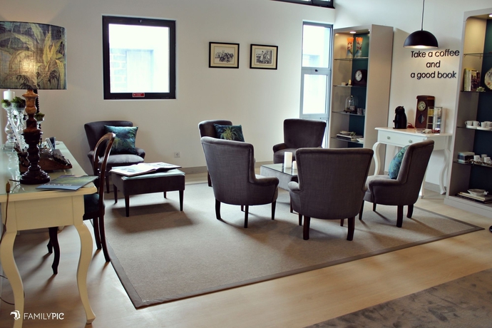 Imagen de los interiores del Aparthotel Quinta De Santana. Foto 13