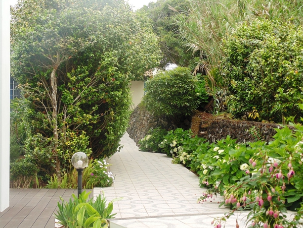 Imagen de los exteriores del Aparthotel Quinta De Santana. Foto 8