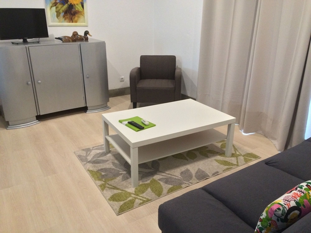 Imagen de los interiores del Aparthotel Quinta De Santana. Foto 16