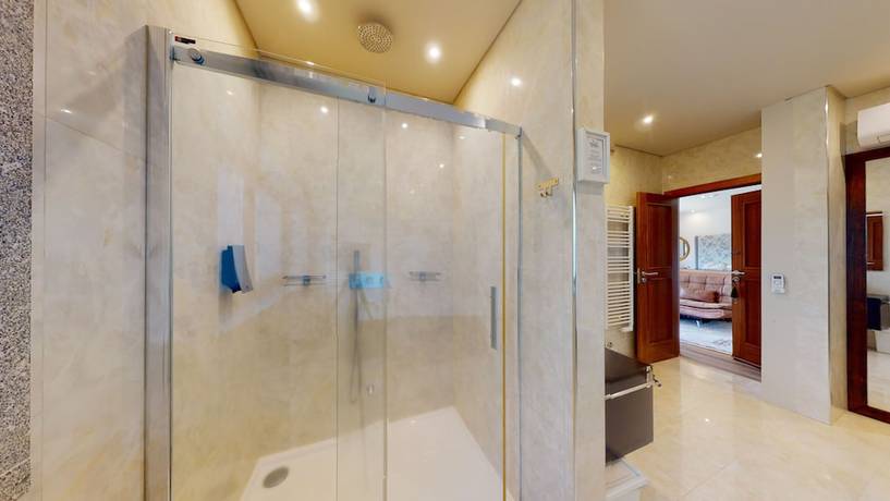 Imagen de la habitación del Aparthotel Quinta de Cabanas Douro Country House. Foto 6