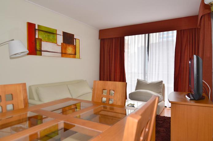 Imagen general del Aparthotel RENT HOME EL BOSQUE NORTE. Foto 9