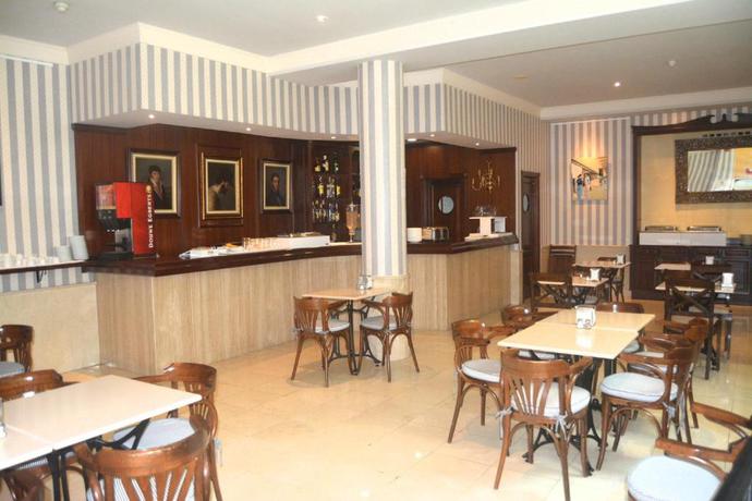 Imagen general del Aparthotel RF Astoria Solo Adultos. Foto 1