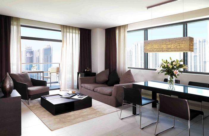 Imagen de los interiores del Aparthotel Radisson Blu Residence, Dubai Marina. Foto 15