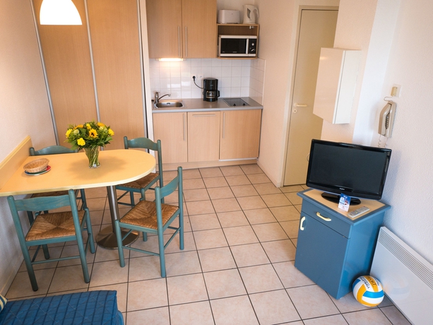 Imagen de la habitación del Aparthotel R&eacute;sidence Eug&eacute;nie. Foto 2