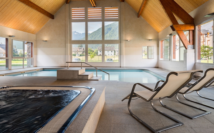 Imagen de la piscina del Aparthotel R&eacute;sidence Lagrange Vacances Le Belv&eacute;d&egrave;re. Foto 15