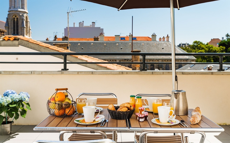 Imagen de la habitación del Aparthotel R&eacute;sidence Lagrange Vacances Les Patios Eug&eacute;nie. Foto 6