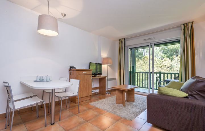 Imagen de la habitación del Aparthotel R&eacute;sidence Prestige Odalys Domaine Iratzia. Foto 12