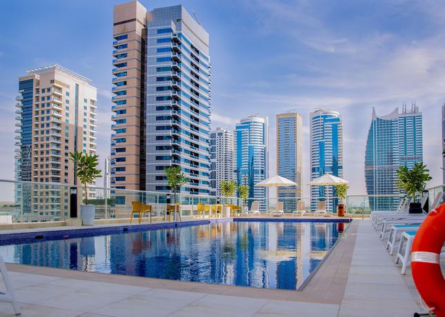 Imagen de la piscina del Aparthotel Regency Luxury Suites. Foto 16