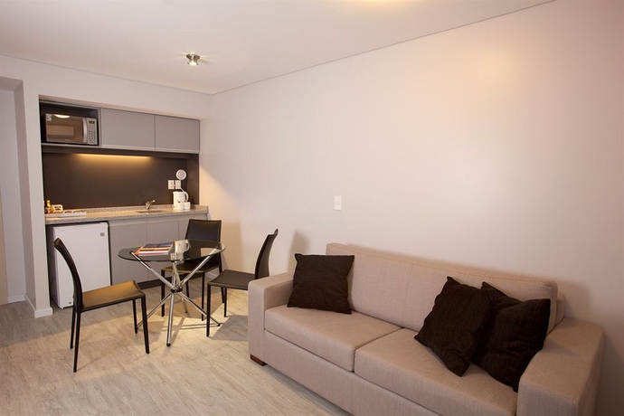 Imagen de los interiores del Aparthotel Regency Rambla Design. Foto 8