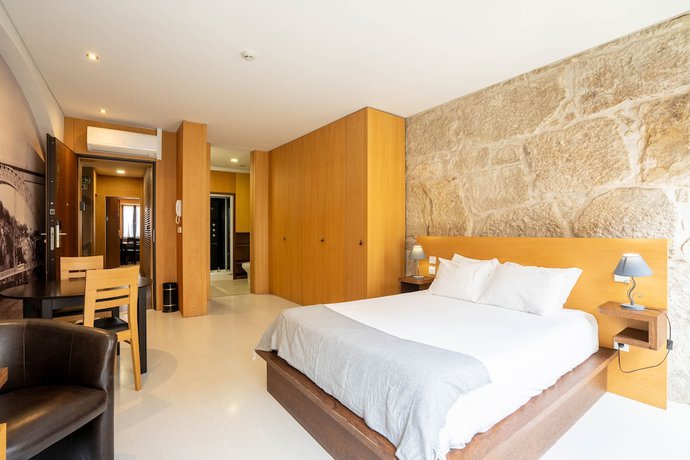Imagen de la habitación del Aparthotel Reis de Gaia. Foto 18