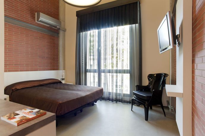 Imagen de la habitación del Aparthotel Rep&uacute;blica, POBLENOU. Foto 5