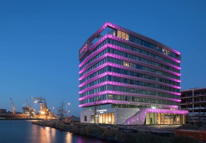 Imagen general del Aparthotel Residence Inn by Marriott Amsterdam Houthavens. Foto 2