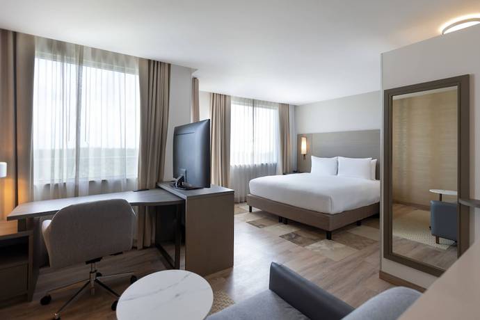 Imagen de la habitación del Aparthotel Residence Inn by Marriott Playa del Carmen. Foto 5