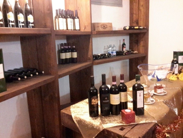 Imagen del bar/restaurante del Aparthotel Residence Le Corniole. Foto 1