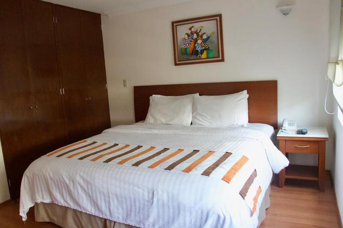 Imagen general del Aparthotel Residence L'heritage Hip&oacute;lito Taine By Bluebay. Foto 13