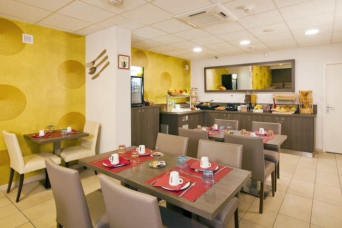 Imagen del bar/restaurante del Aparthotel Residhome Reims Centre. Foto 3