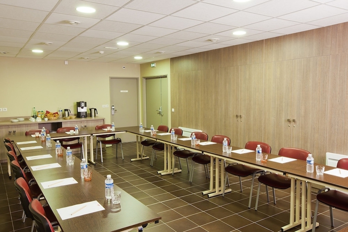 Imagen de los interiores del Aparthotel Residhome Reims Centre. Foto 19