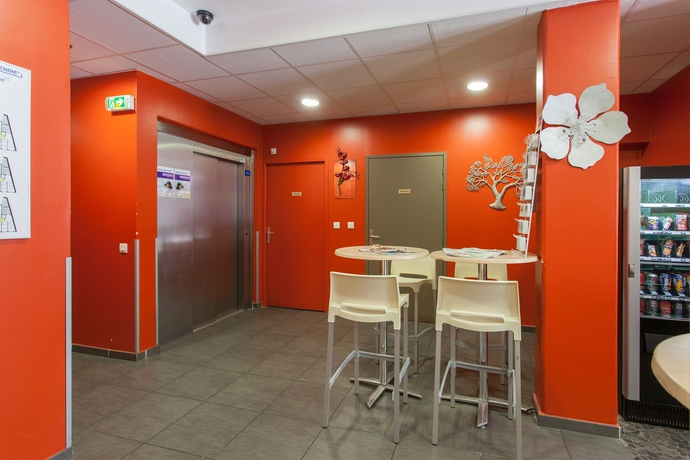 Imagen de los interiores del Aparthotel Residhotel Saint Etienne Centre. Foto 12