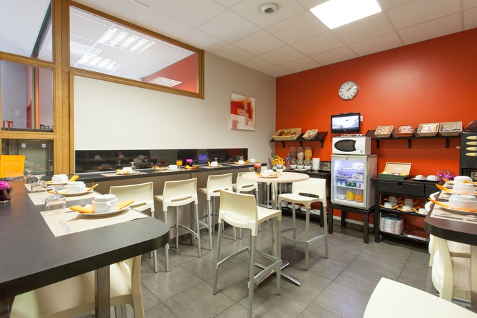 Imagen del bar/restaurante del Aparthotel Residhotel Saint Etienne Centre. Foto 4