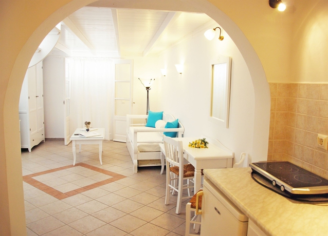 Imagen de los interiores del Aparthotel Reverie Santorini. Foto 16