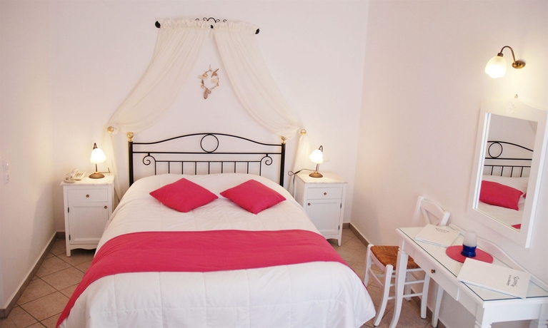 Imagen de la habitación del Aparthotel Reverie Santorini. Foto 7