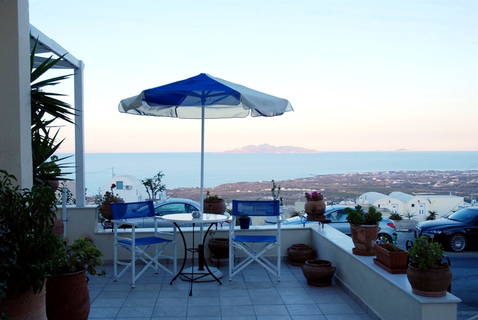 Imagen de los exteriores del Aparthotel Reverie Santorini. Foto 14