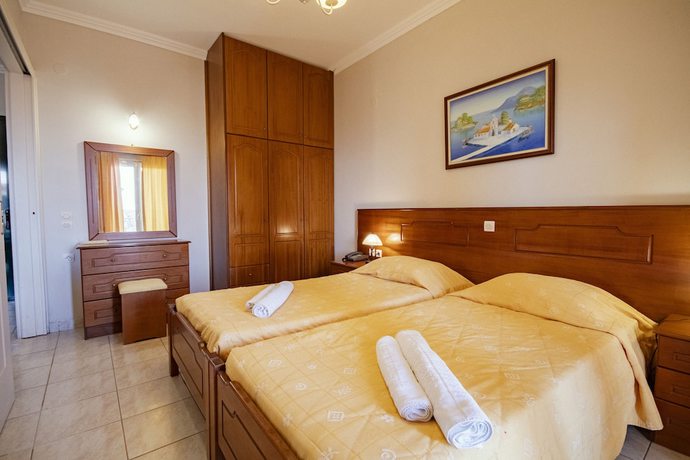 Imagen de la habitación del Aparthotel Robolla Beach Aparthotel. Foto 4