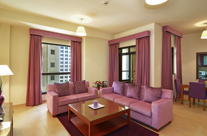 Imagen de los interiores del Aparthotel Roda Amwaj Suites. Foto 3