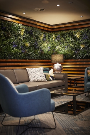 Imagen de los interiores del Aparthotel Roomzzz York City. Foto 19