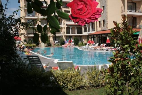 Imagen general del Aparthotel Rose Village. Foto 2