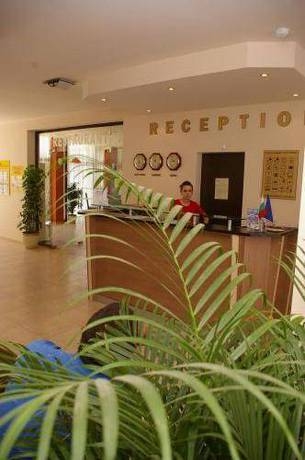 Imagen general del Aparthotel Rose Village. Foto 12