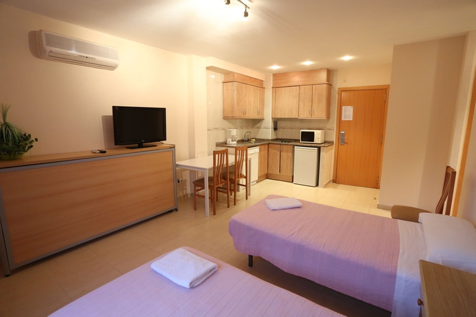 Imagen de la habitación del Aparthotel Royal Inn, Lloret de Mar. Foto 4