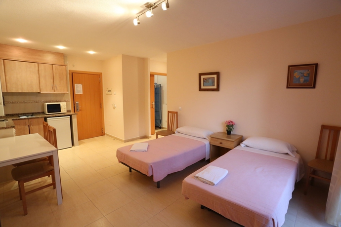 Imagen de la habitación del Aparthotel Royal Inn, Lloret de Mar. Foto 10