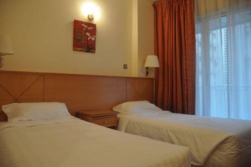Imagen de la habitación del Aparthotel Royal Plaza Hotel Apartments. Foto 5