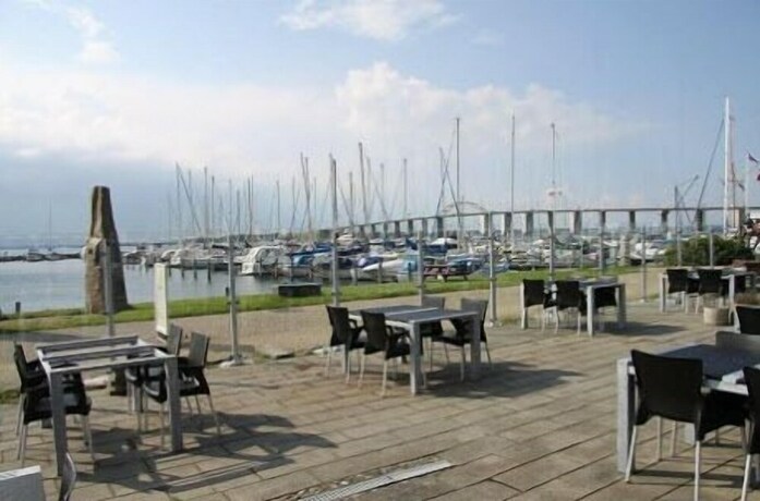 Imagen de los exteriores del Aparthotel Rudk&oslash;bing Skudehavn, Rudkobing. Foto 22