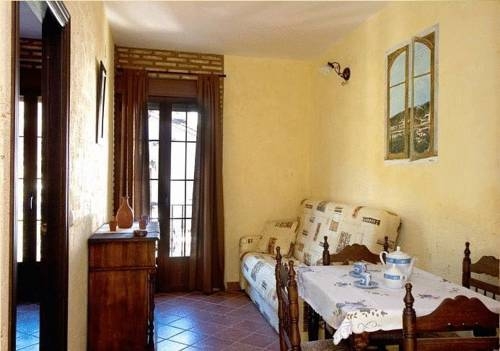 Imagen de los interiores del Aparthotel Rural 12 Ca&ntilde;os. Foto 8
