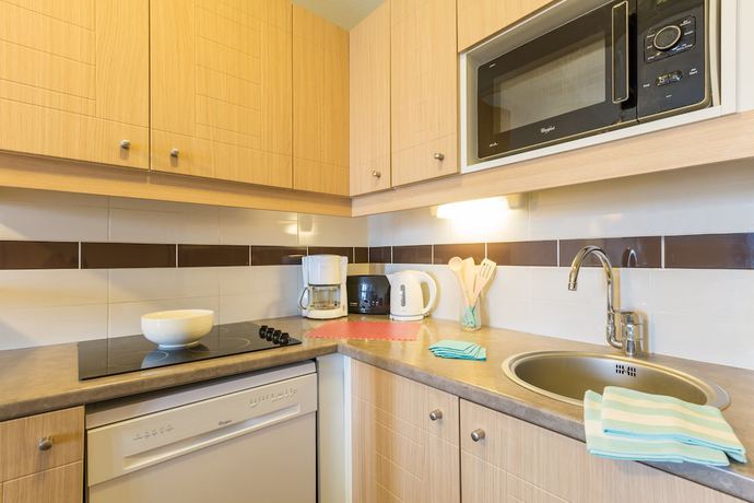 Imagen de la habitación del Aparthotel SOWELL R&Eacute;SIDENCES Le Port. Foto 17